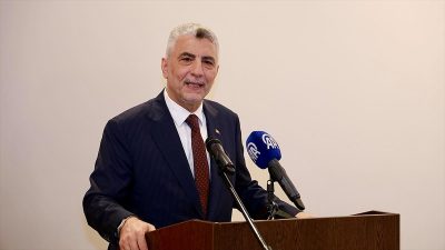 PRAG (AA) – Bakan Bolat, &Ccedil;ekya ziyareti kapsamında başkent Prag’da