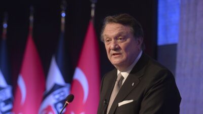 Beşiktaş Kulübü Başkanı Hasan Arat, teknik direktör tercihi için önlerinde