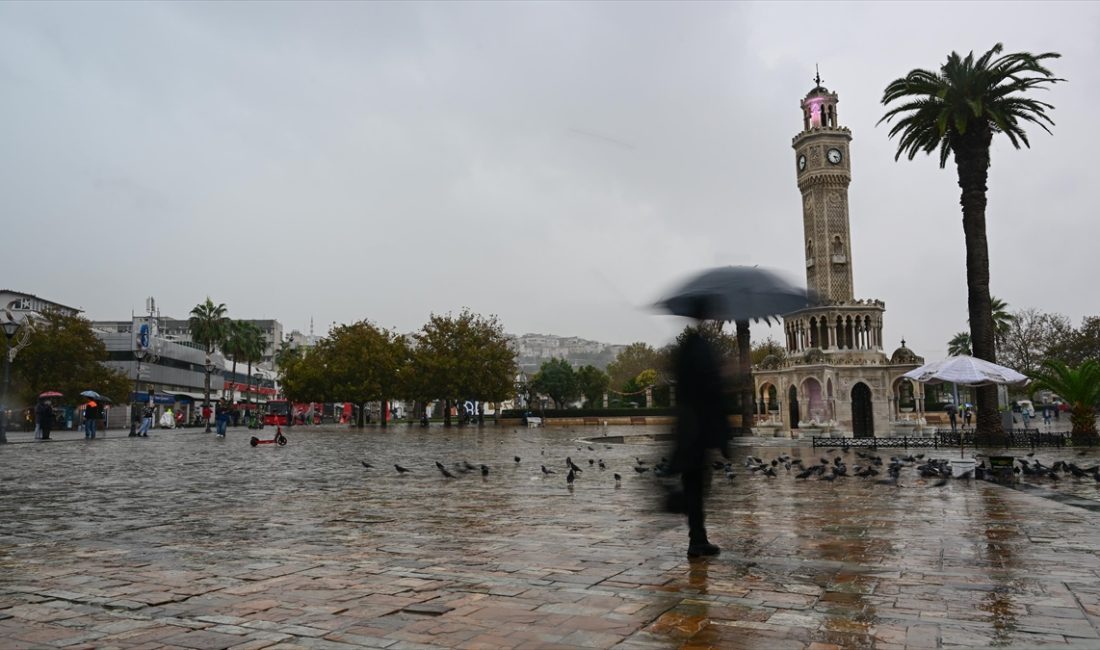Çanakkale, Balıkesir ve İzmir için kuvvetli sağanak uyarısında bulunuldu.