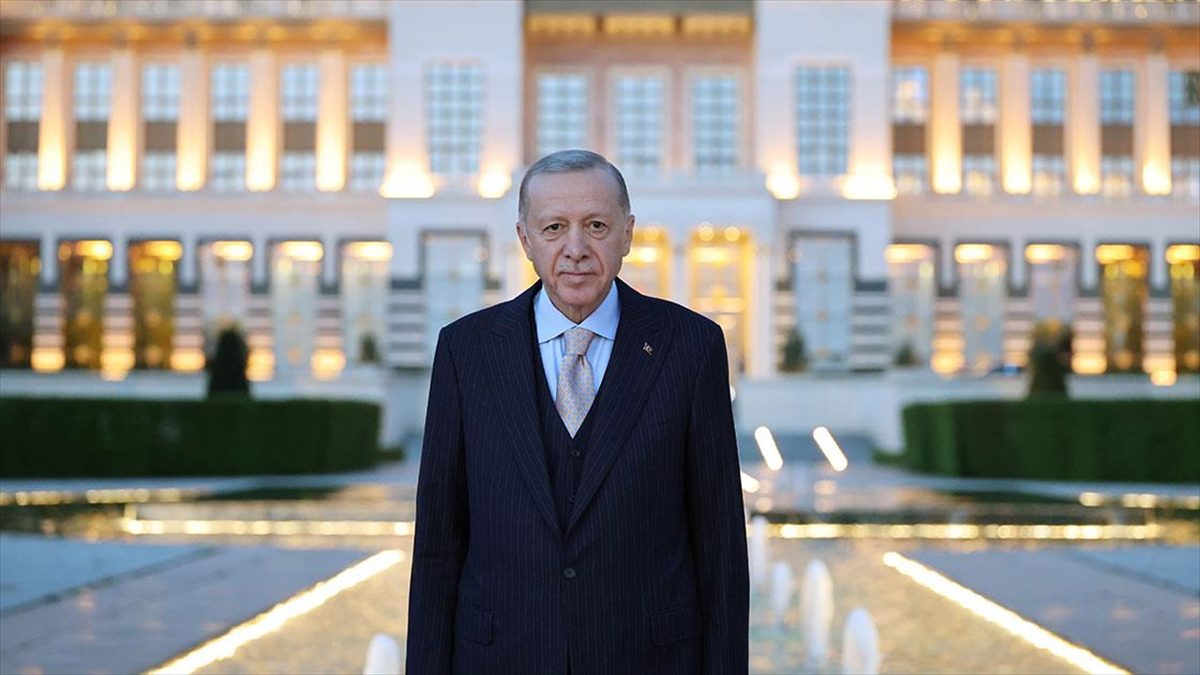 Cumhurbaşkanı Recep Tayyip Erdoğan, "Fatih Sultan Mehmet ve kahraman askerlerinin