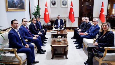 Cumhurbaşkanı Yardımcısı Cevdet Yılmaz, Tacikistan Sanayi ve Yeni Teknolojiler Bakanı