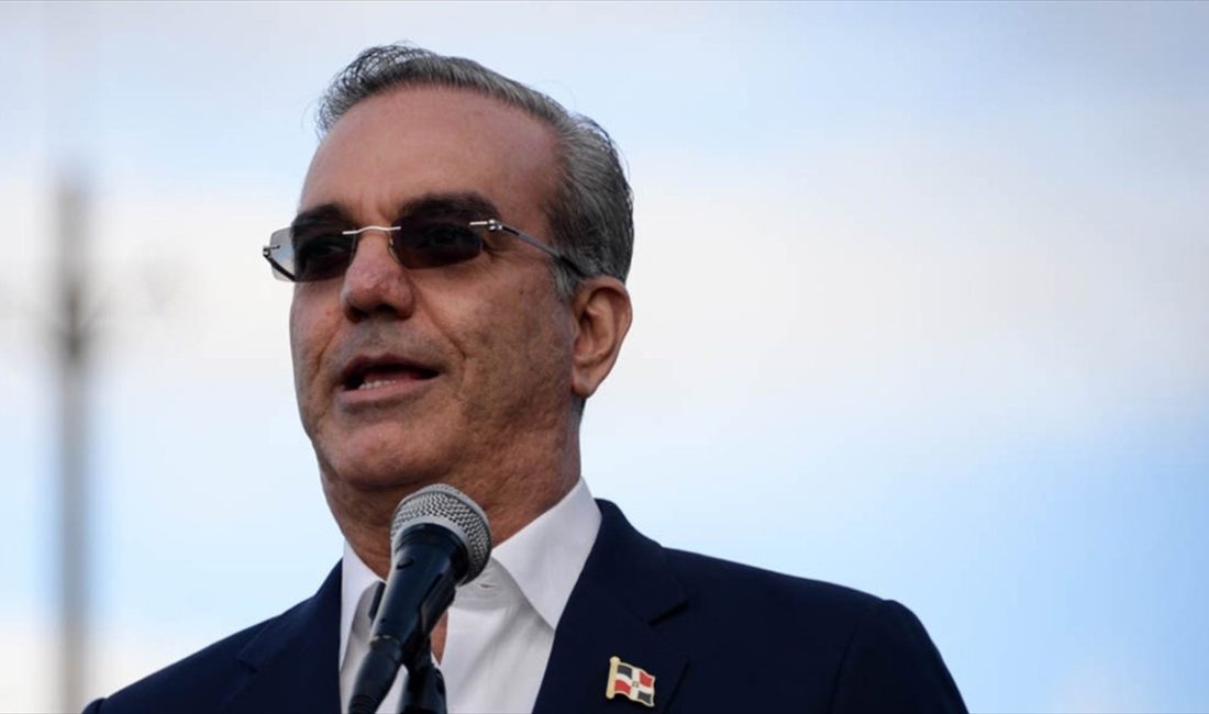 Karayipler ülkesi Dominik Cumhuriyeti'nde devlet başkanlığı seçimini mevcut Devlet Başkanı