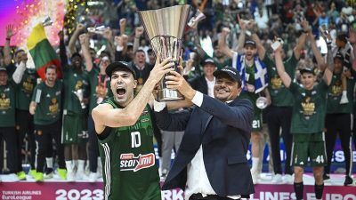 Bu sezon başına geçtiği Yunanistan'ın Panathinaikos ekibiyle THY Avrupa Ligi