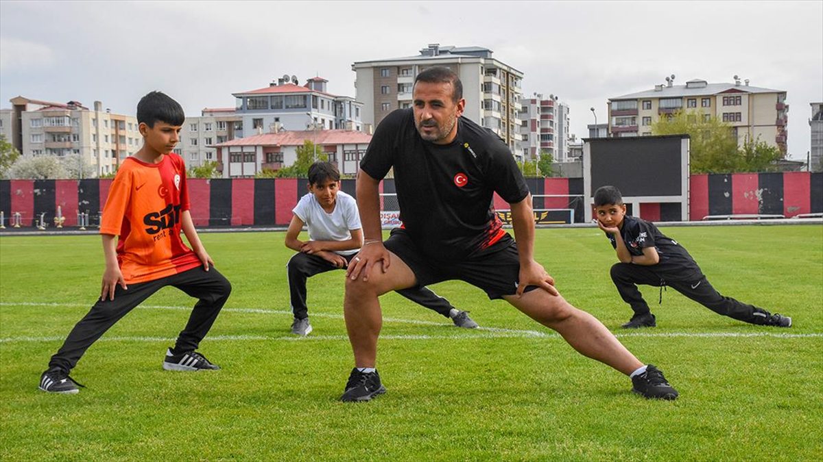 Brezilya'da düzenlenen Rio 2016 Olimpiyat Oyunları'nda Türkiye'yi 20 kilometre yürüyüş