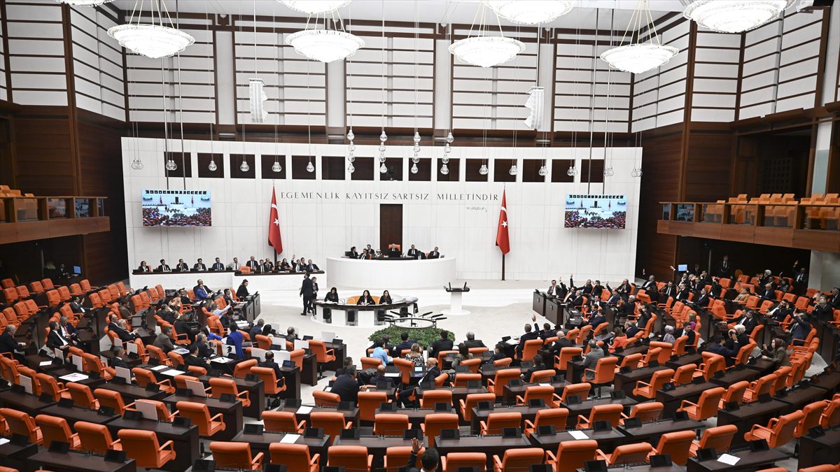 TBMM (AA) – Kooperatifler Kanunu’nda yapılan değişiklikle, kooperatif ve üst