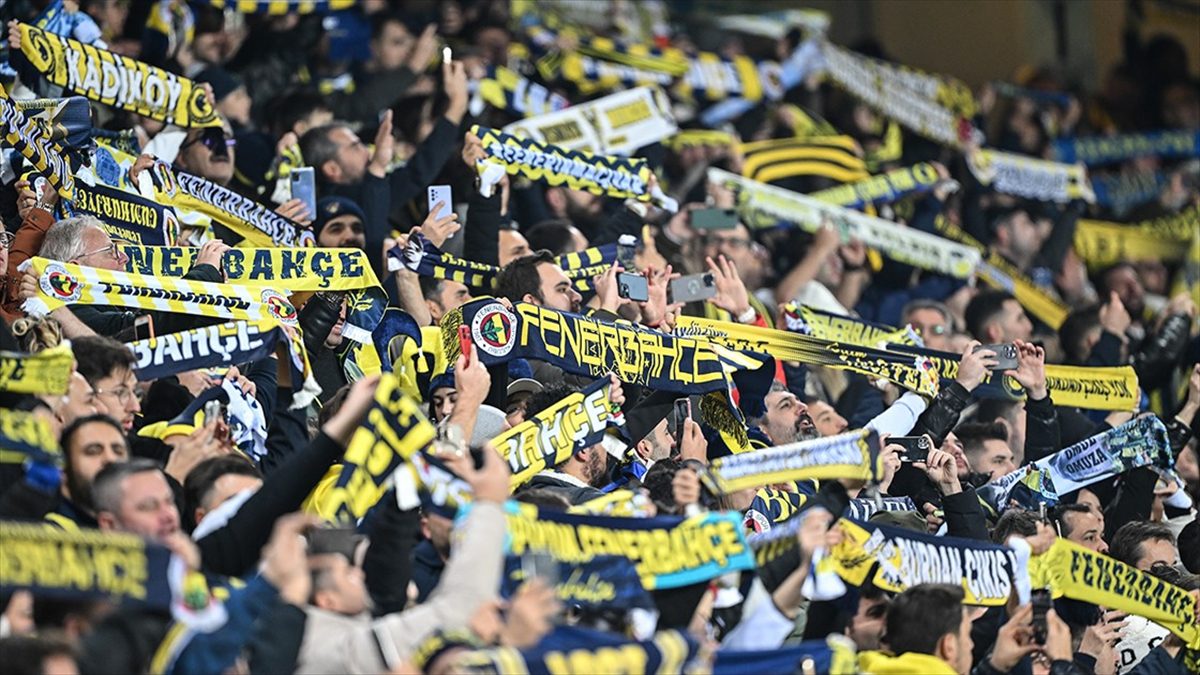  Türk sporunda 9 branşta faaliyet gösteren Fenerbahçe Spor Kulübü,