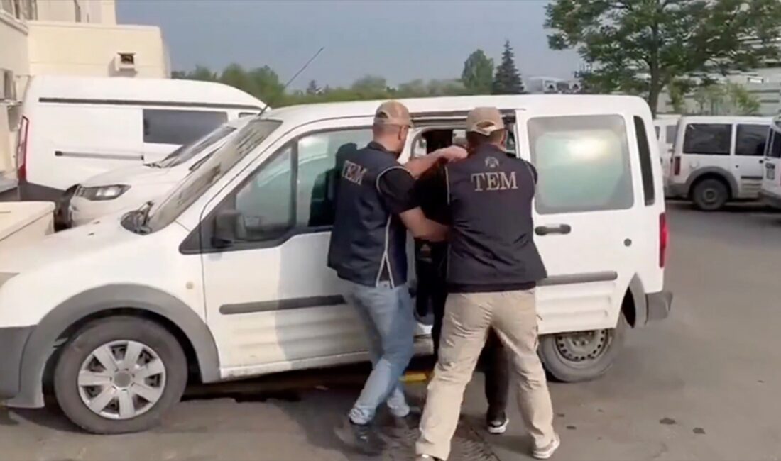 İçişleri Bakanı Ali Yerlikaya, FETÖ'ye yönelik 17 ilde düzenlenen "Kıskaç-14"