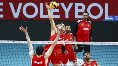 A Milli Erkek Voleybol Takımı, tarihinde ilk kez mücadele ettiği
