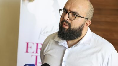 GAZİANTEP (AA) – İhtiyaç Haritası ile Kanser Savaşçıları Derneğinin AstraZeneca