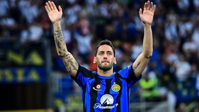 Inter'de forma giyen milli oyuncu Hakan Çalhanoğlu, İtalya 1. Futbol
