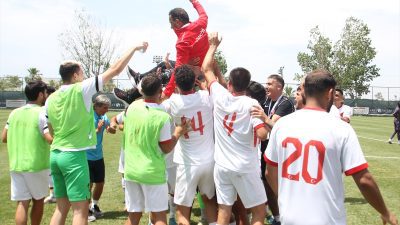 - İngiltere'yi 2-0 yenen Türkiye, yarı finale yükseldi