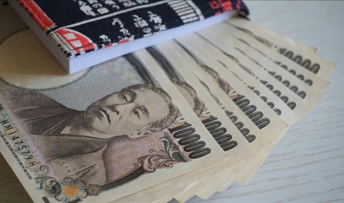 Hafta başında dolar karşısında 1986'dan bu yana ilk kez 160'ın