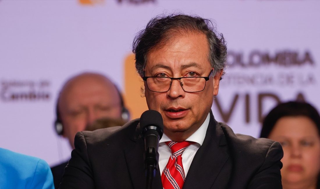 Kolombiya Cumhurbaşkanı Gustavo Petro, Gazze'ye barış gücü göndermesi için Birleşmiş