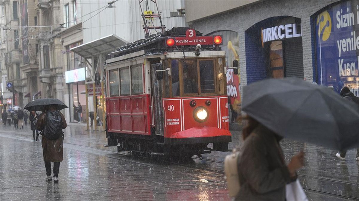 Marmara Bölgesi'nde, nisan yağışlarının 1991-2020 ortalamasına göre yüzde 24, geçen