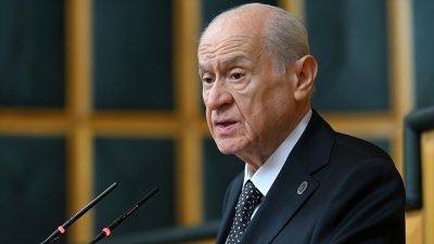 İstanbul'un can çekiştiğini dile getiren Bahçeli, "İstanbul, kent uzlaşısı çatısı