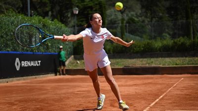 Zeynep Sönmez, sezonun ikinci grand slam tenis turnuvası Fransa Açık'ın