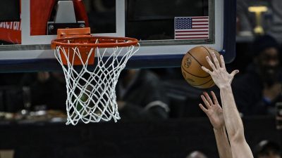 Amerikan Basketbol Ligi (NBA) Doğu Konferansı finalinde, Boston Celtics konuk