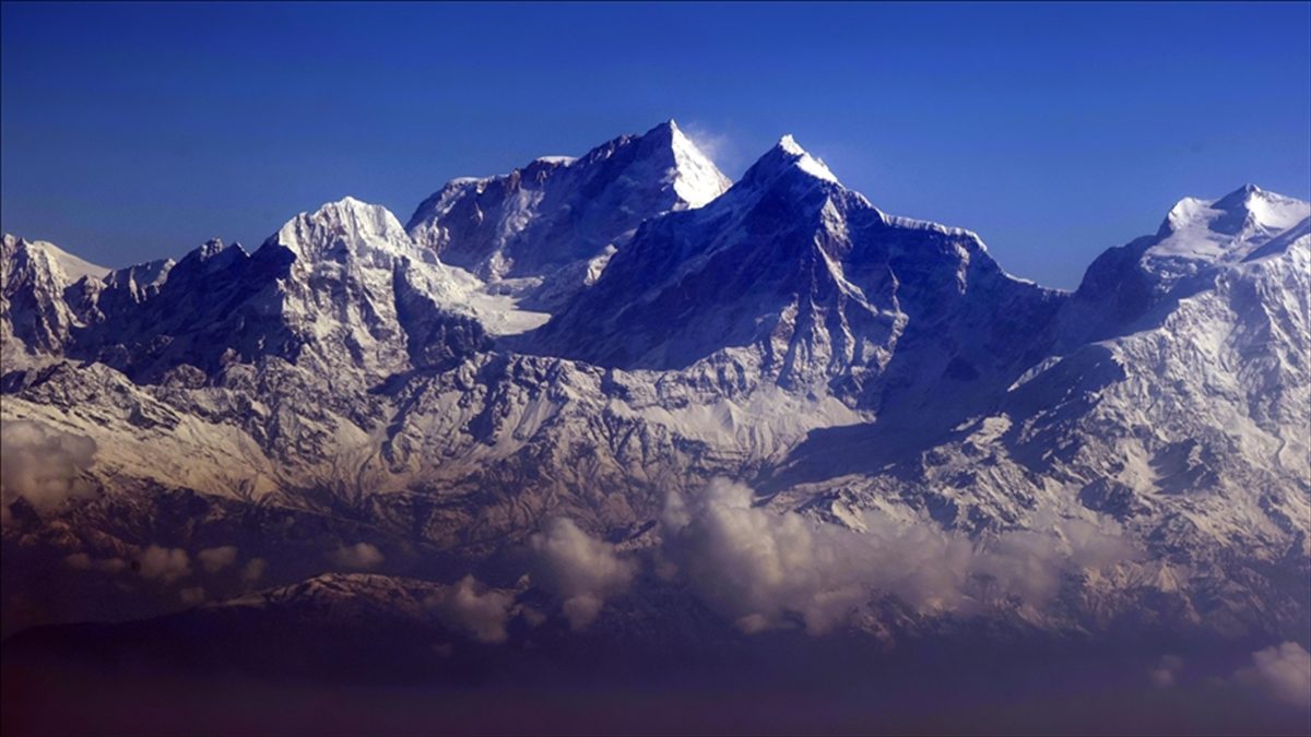 Nepalli dağcı Kami Rita, dünyanın en yüksek noktası Everest Dağı'nın