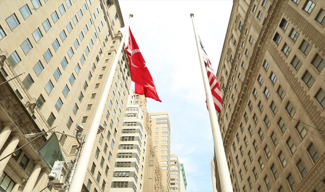 New York'un dünyaca ünlü finans merkezi Wall Street'te düzenlenen törende,