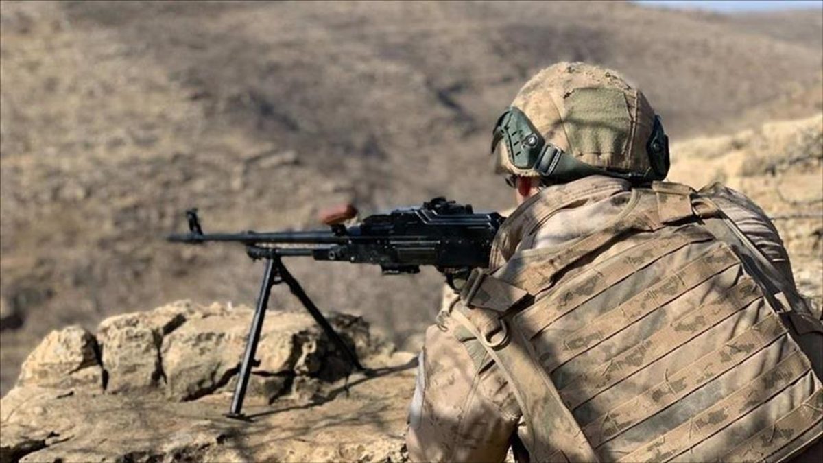 Milli Savunma Bakanlığı, Irak'ın kuzeyindeki Pençe-Kilit Operasyonu bölgesinde 6 PKK'lı