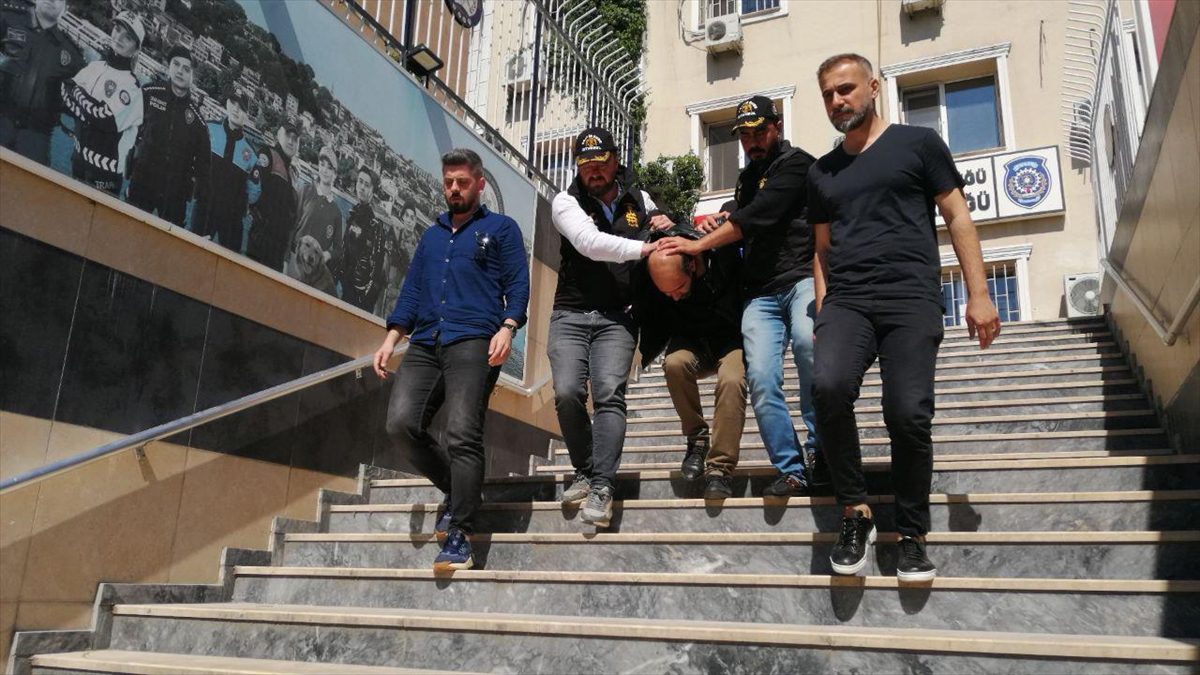 İSTANBUL (AA) – Dumlupınar Mahallesi Işık Sokak’ta 27 Mayıs’ta çöp
