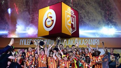 Süper Lig'de 2023-2024 sezonunu şampiyon tamamlayan Galatasaray, yayın gelirinde de