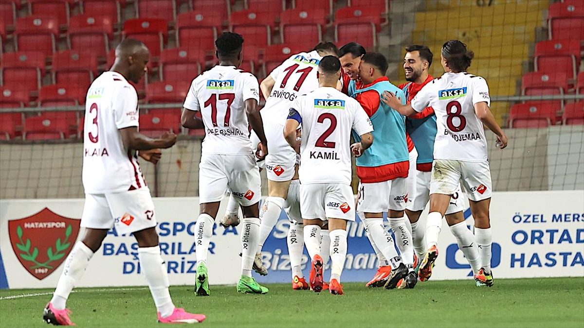 Trendyol Süper Lig'de kalma mücadelesi veren Atakaş Hatayspor, son haftada