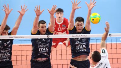 - İtalya'nın A. Carraro Imoco ile Trentino Itas takımlarına şampiyonluk