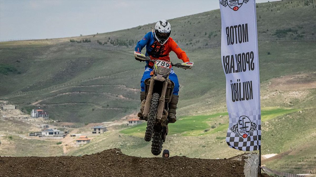 Türkiye Motosiklet Federasyonu Başkanı Bekir Yunus Uçar, "Ankara'da şampiyonanın ikinci