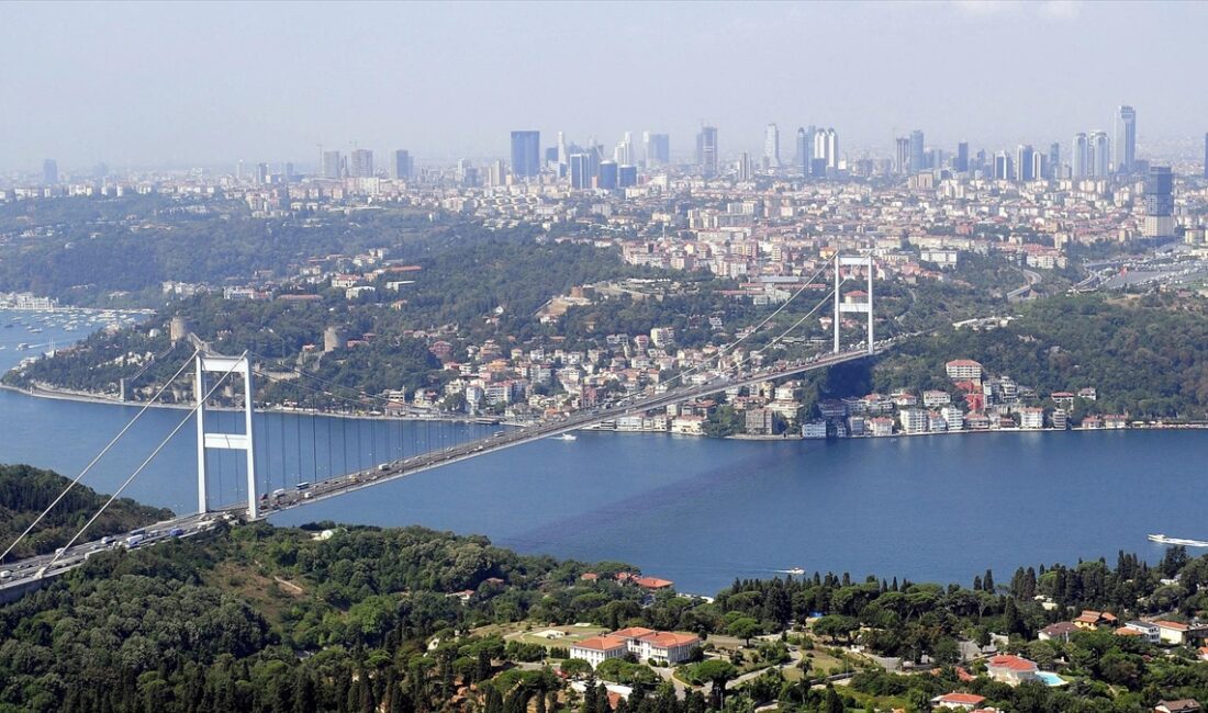 Ulaştırma ve Altyapı Bakanı Abdulkadir Uraloğlu, geçen yıl trafik hacminin
