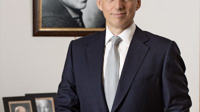 İSTANBUL (AA) – Yapı Kredi, 25 ülkeden 46 bankanın katılımı