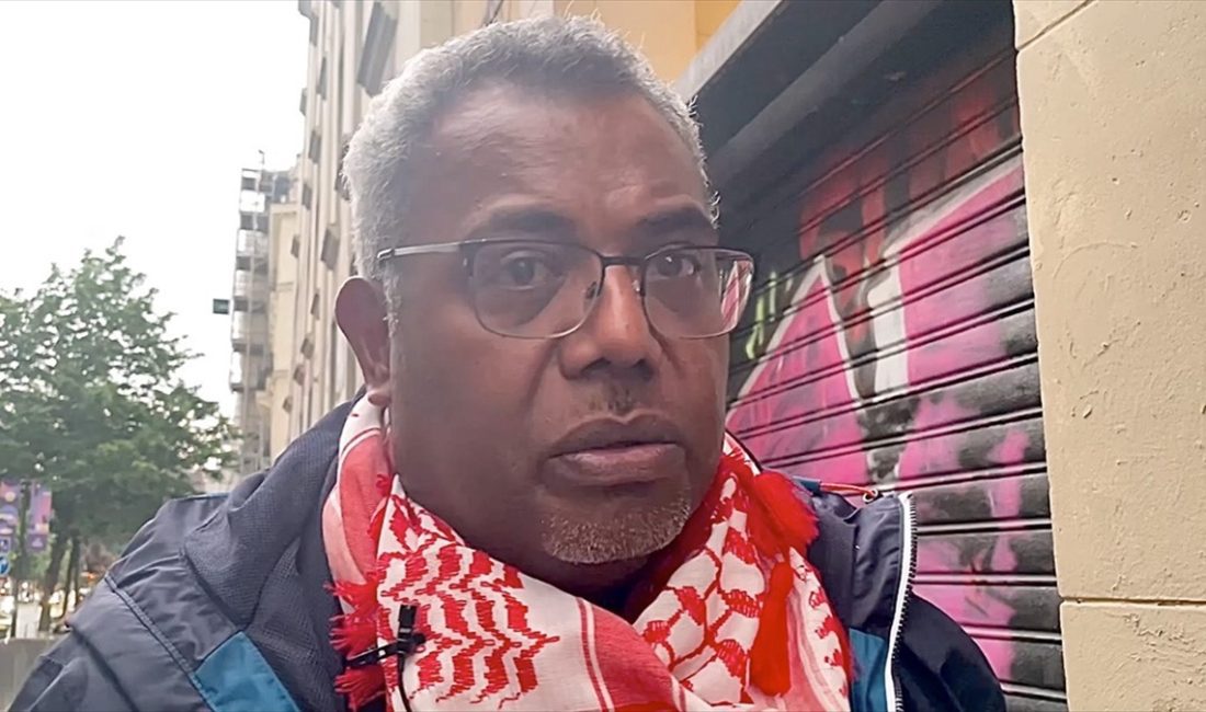 Rock Haocas, Fransa'nın denizaşırı kolonisi Ada'da yerel halk Kanakları azınlık