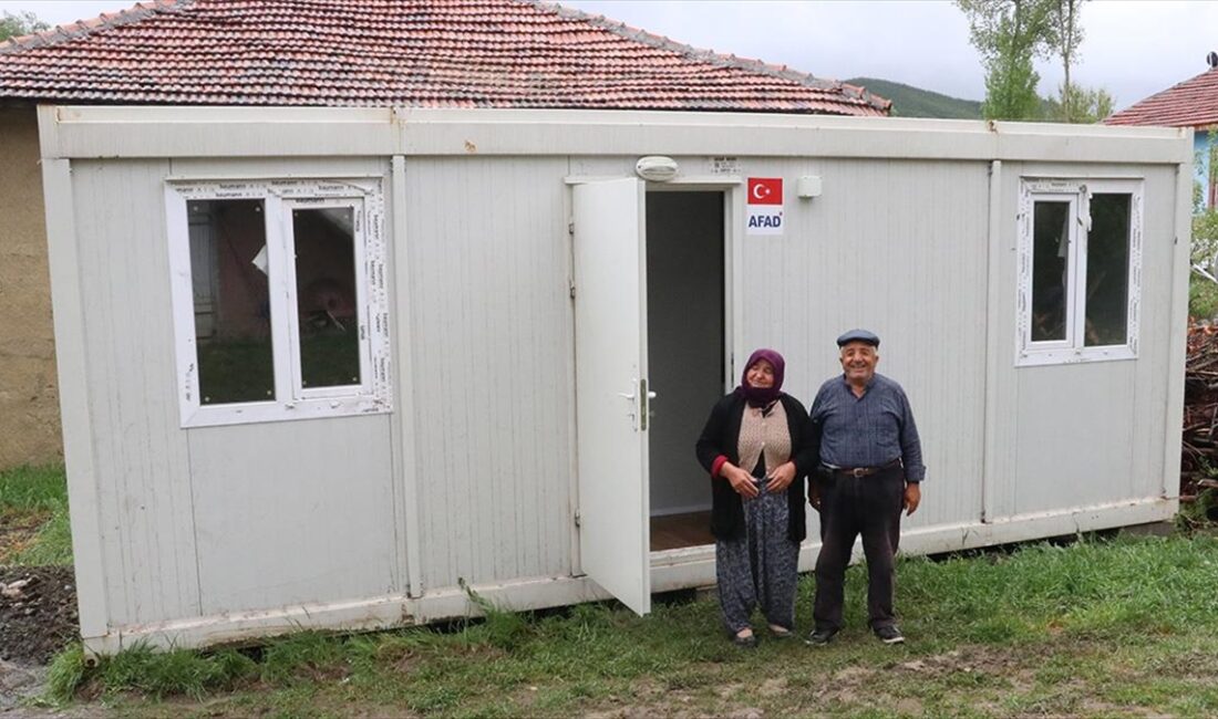 YOZGAT (AA) – Depremden kısa süre sonra bölgede göreve başlayan