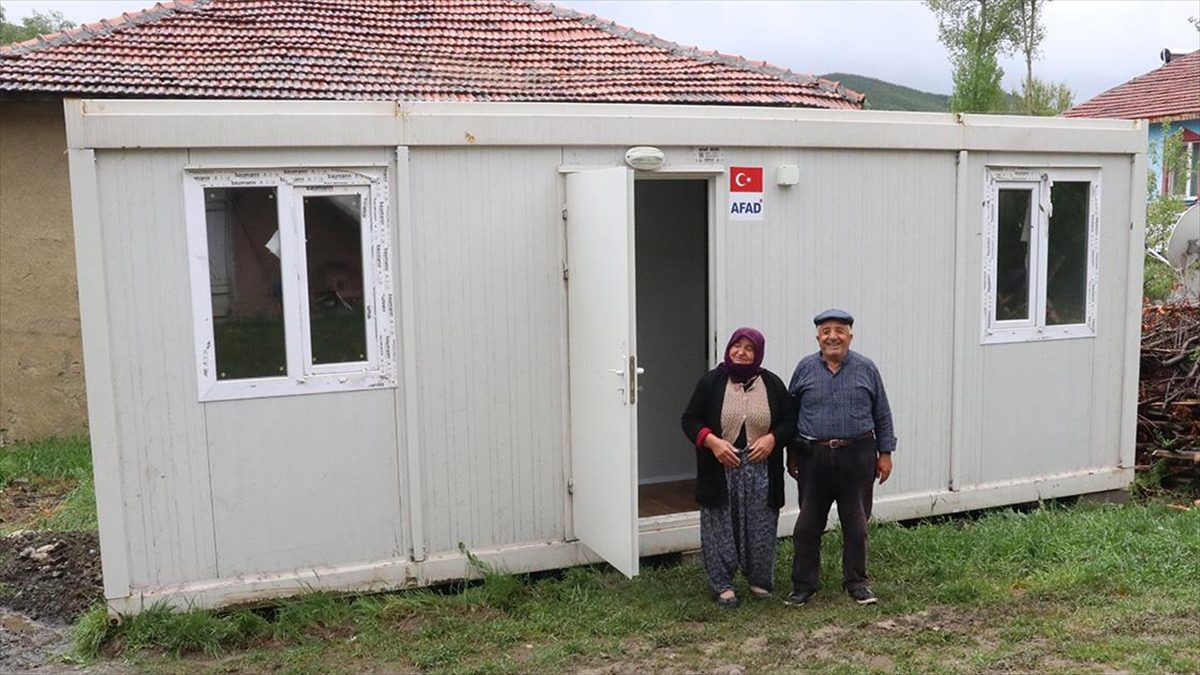 YOZGAT (AA) – Depremden kısa süre sonra bölgede göreve başlayan