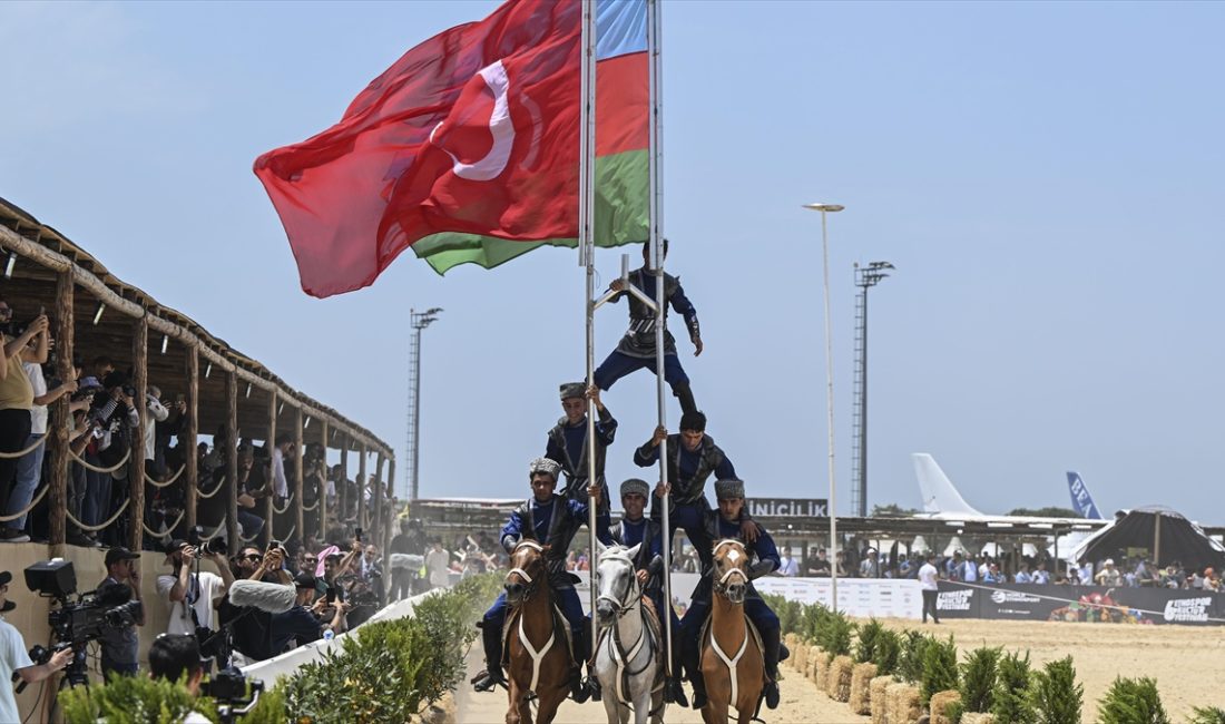 Atatürk Havalimanı'nda 4 gün sürecek festivalin açılış törenine Gençlik ve
