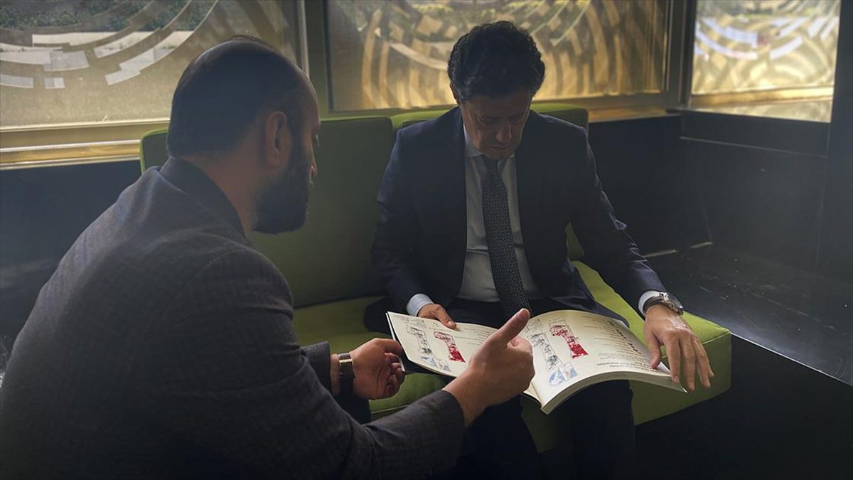 Lübnan Hükümet Sözcüsü ve İletişim Bakanı Ziyad Mekari, AA'nın hazırladığı