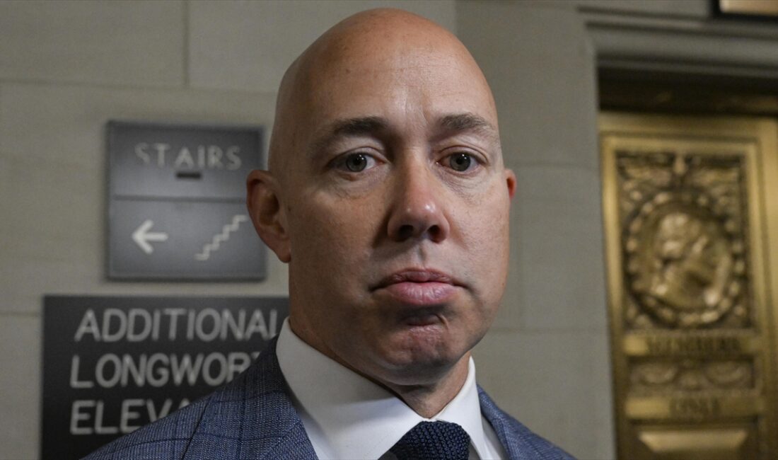 ABD'de Temsilciler Meclisi Üyesi Brian Mast, Kongre binasında konuştuğu savaş