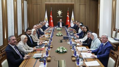 AK Parti Merkez Yürütme Kurulu (MYK), Cumhurbaşkanı ve AK Parti