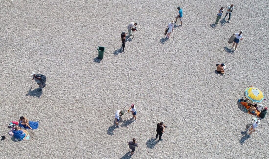 Antalya'da deniz ve kıyılardaki plastik kirliliğini azaltmak ve bu konuda