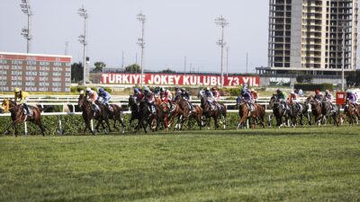 Gazi Mustafa Kemal Atatürk adına 1927 yılından bu yana düzenlenen