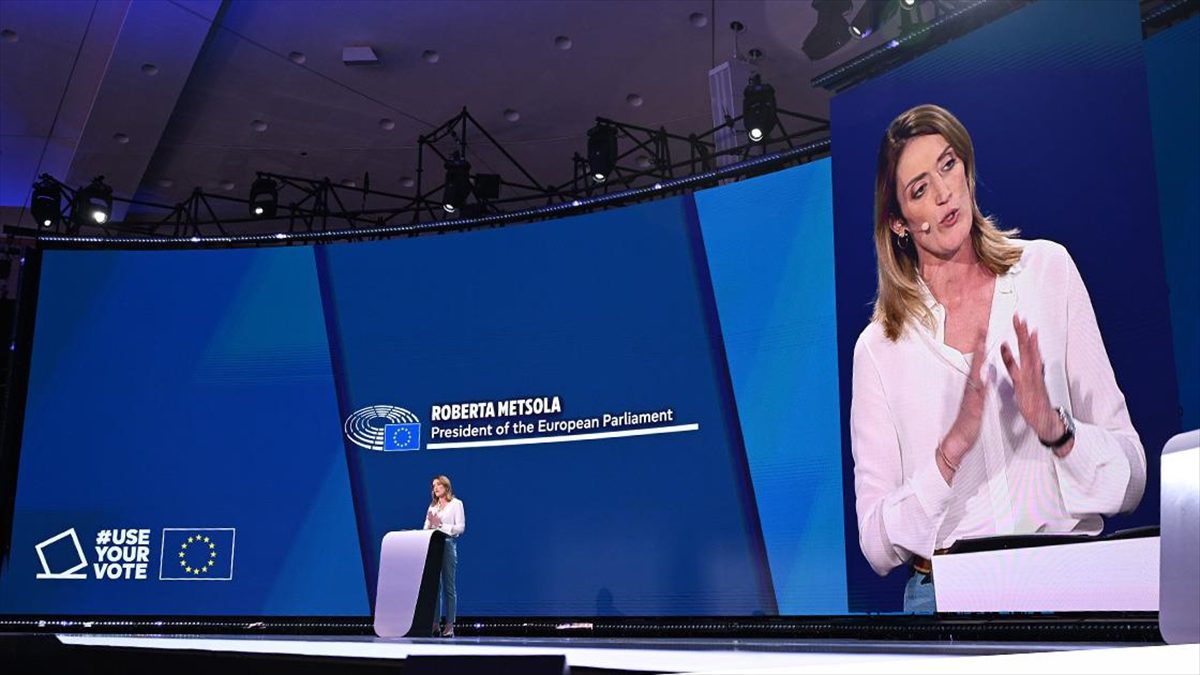 Avrupa Parlamentosu (AP) Başkanı Roberta Metsola, AP seçimlerinde aşırı sağın
