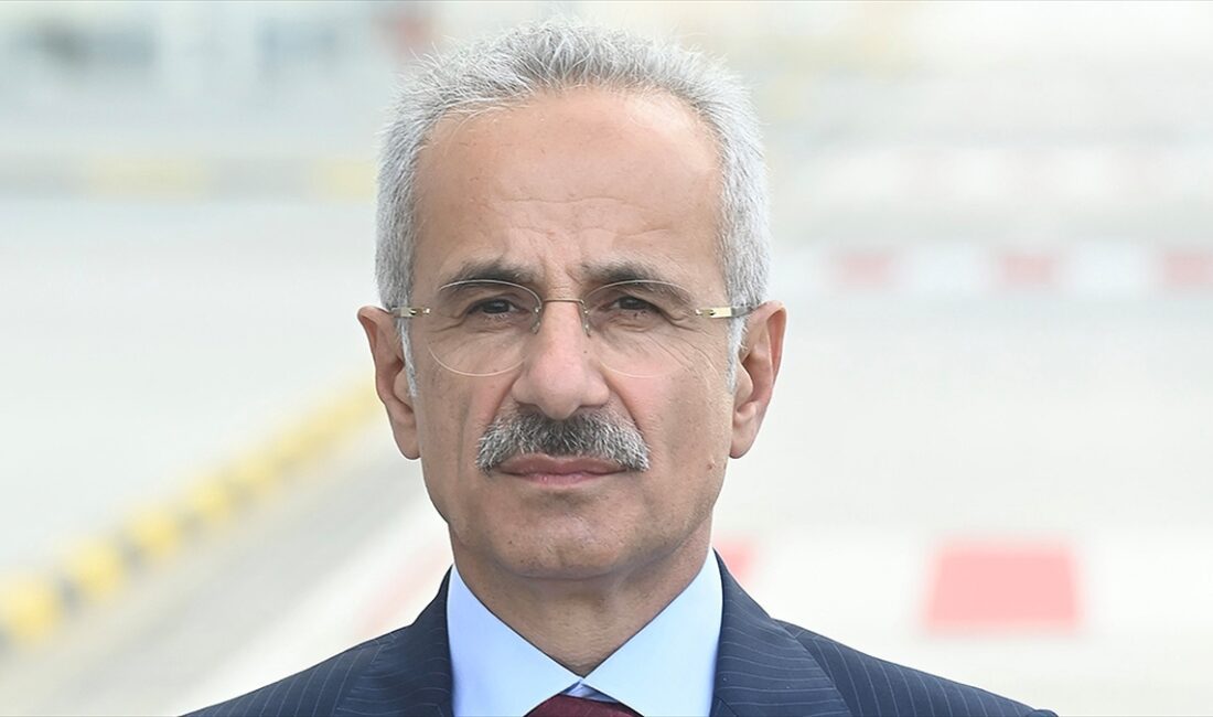 Ulaştırma ve Altyapı Bakanı Abdulkadir Uraloğlu, İstanbul Havalimanı'nın 17-23 Haziran