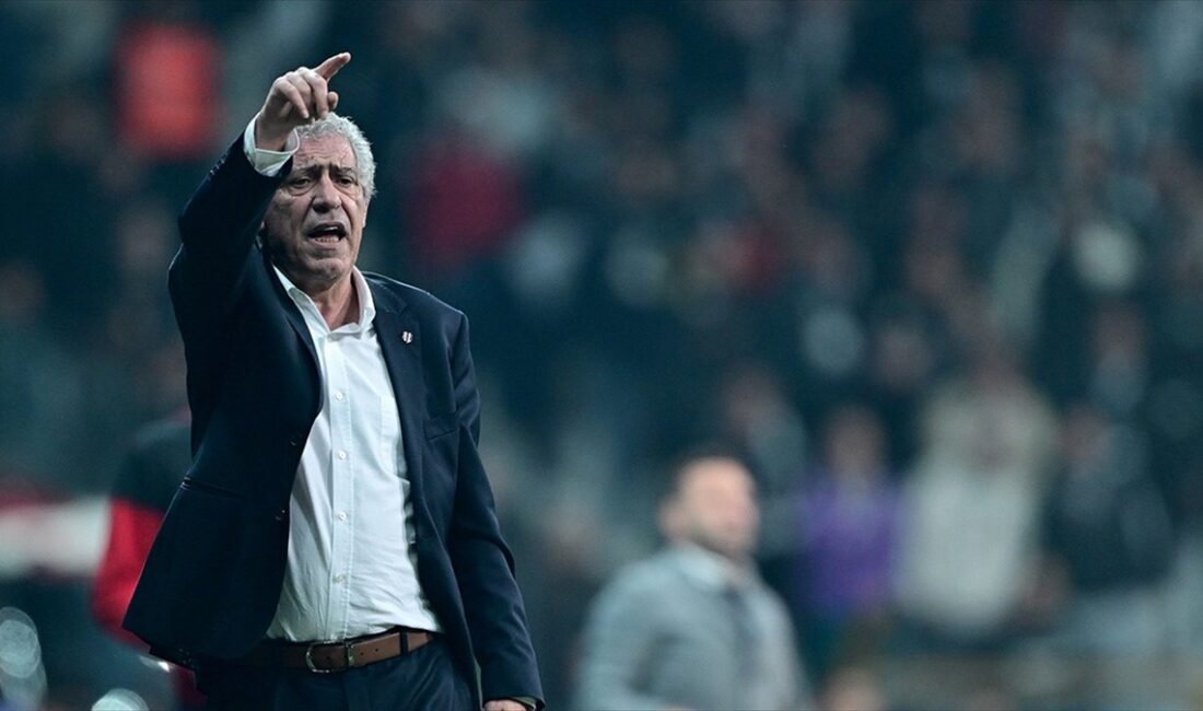 Azerbaycan Milli Futbol Takımı'nda teknik direktörlük görevine Portekizli Fernando Santos