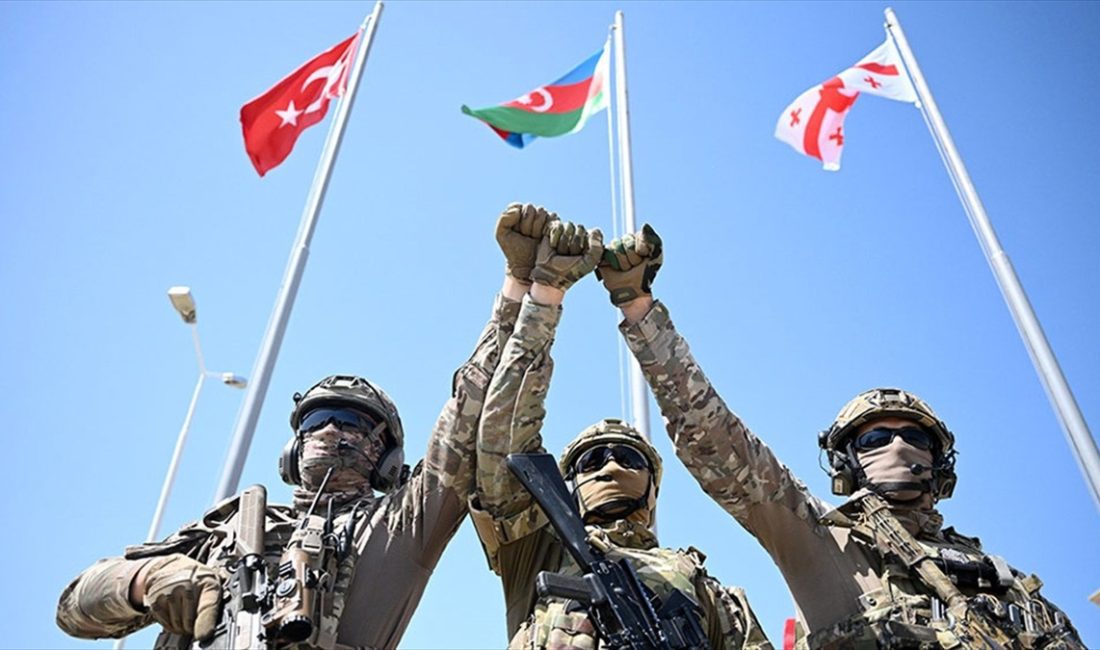 Azerbaycan'da, Türkiye, Azerbaycan ve Gürcistan özel kuvvetlerinin katılımıyla ortak askeri