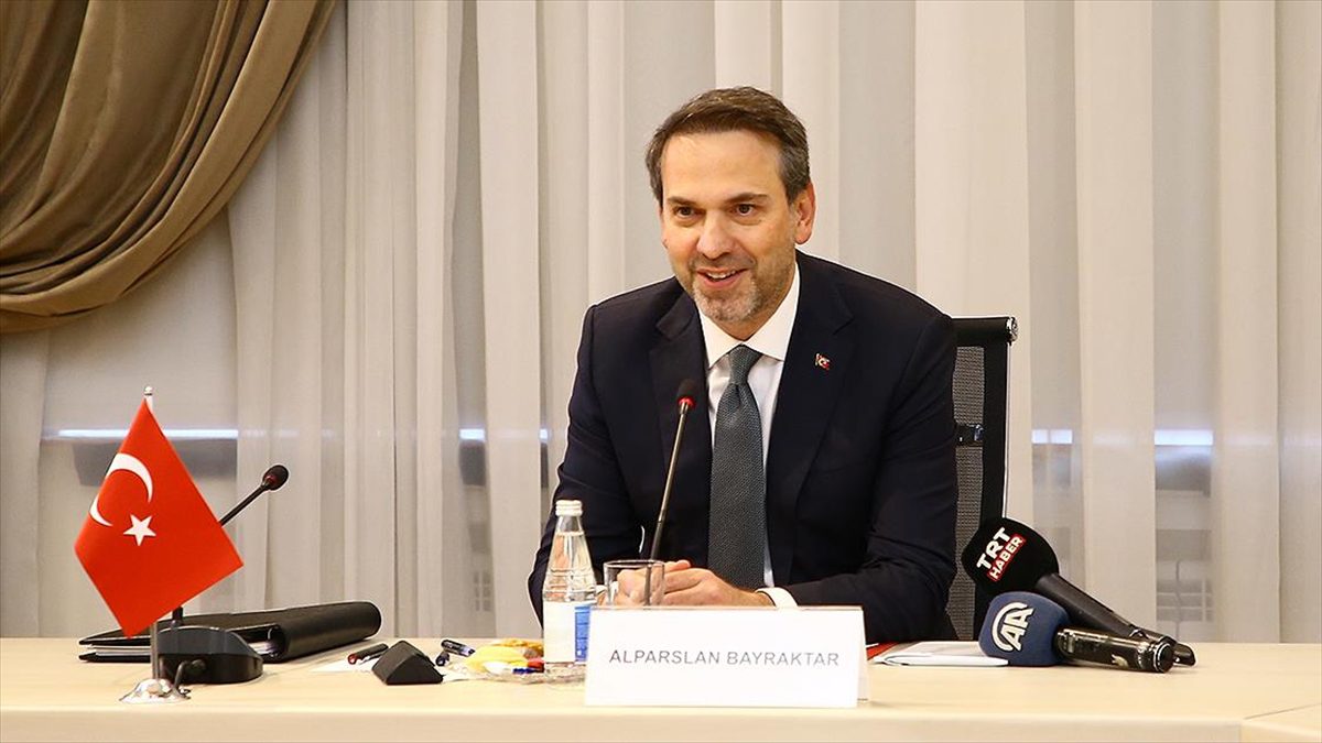 Enerji ve Tabii Kaynaklar Bakanı Alparslan Bayraktar, Iğdır-Nahçıvan Doğalgaz Boru