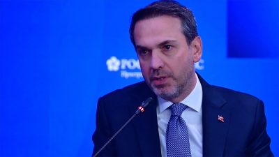 Enerji ve Tabii Kaynaklar Bakanı Bayraktar, "Türkiye, yenilenebilir enerjide muazzam