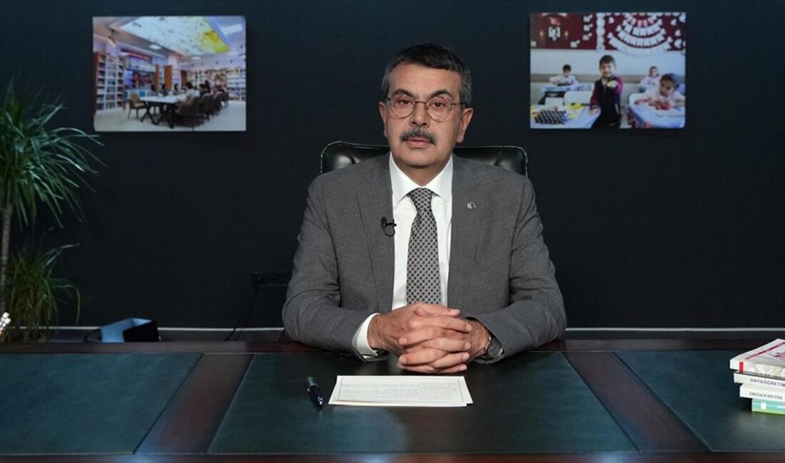 Milli Eğitim Bakanı Tekin, Türkiye Yüzyılı Maarif Modeli kapsamında hazırlanan