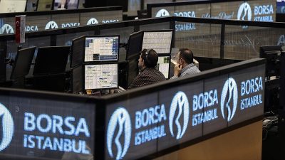 Borsa İstanbul'da BIST 100 endeksi, güne yüzde 0,19 yükselişle 10.576,56