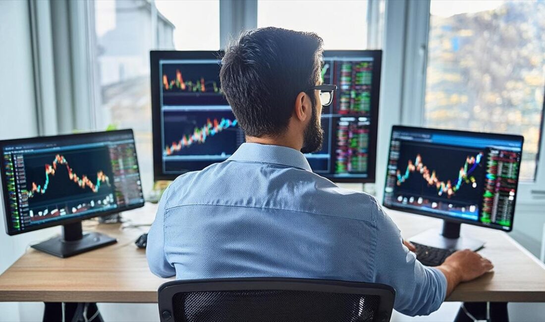 Borsa İstanbul'da, Kurban Bayramı öncesi hisselerini nakde çevirmek isteyen yatırımcıların