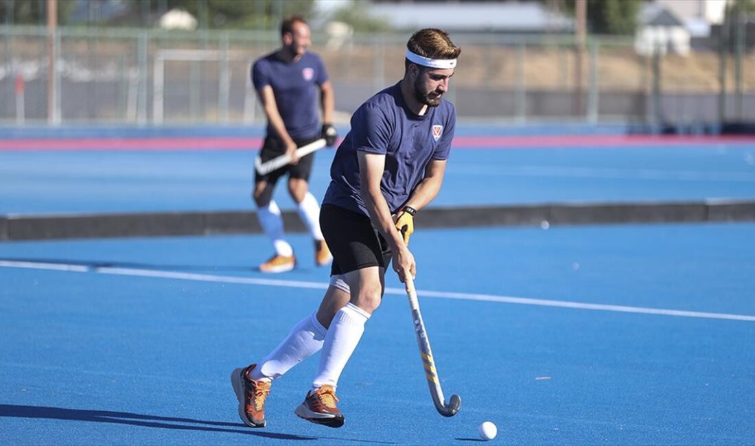 Gaziantep'te kampa giren Hokey A Milli Takımı, 3-6 Temmuz'da Polonya'da